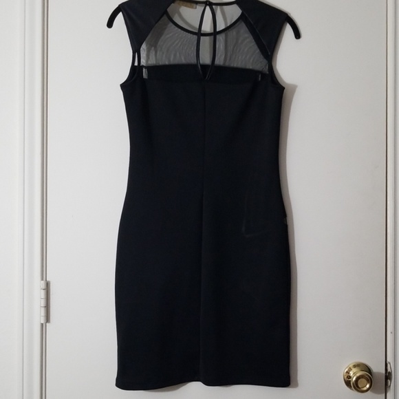 LBD - Picture 5 of 8